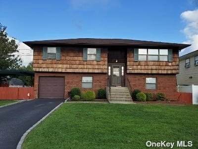 562 Carriere Street - Photo 1