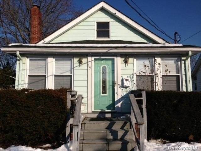 69 Case Avenue - Photo 1