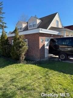 221-03 112 Avenue - Photo 1