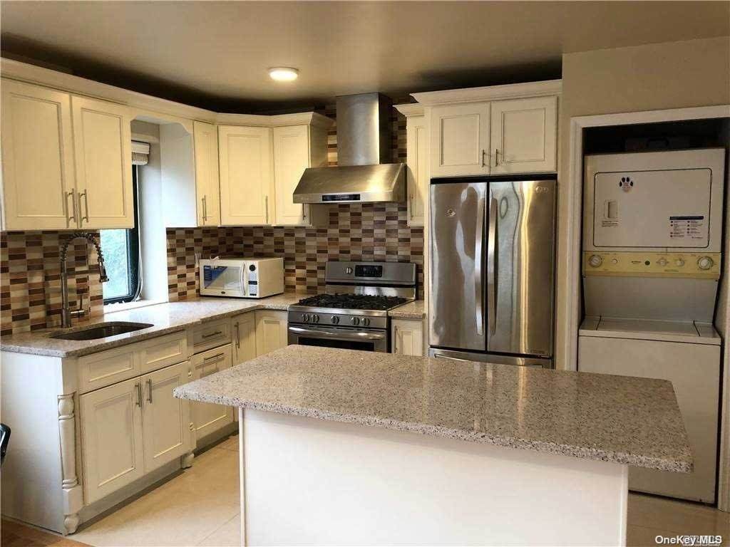 4133 Parsons Boulevard - Photo 1