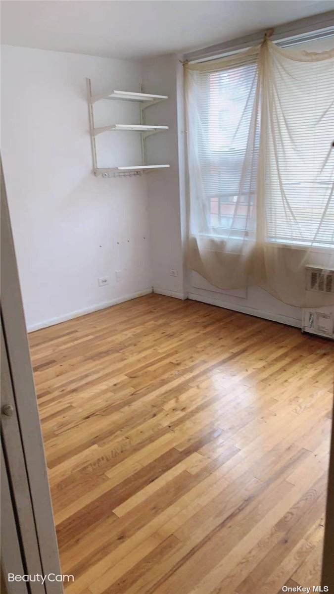 83-30 Vietor Avenue - Photo 1