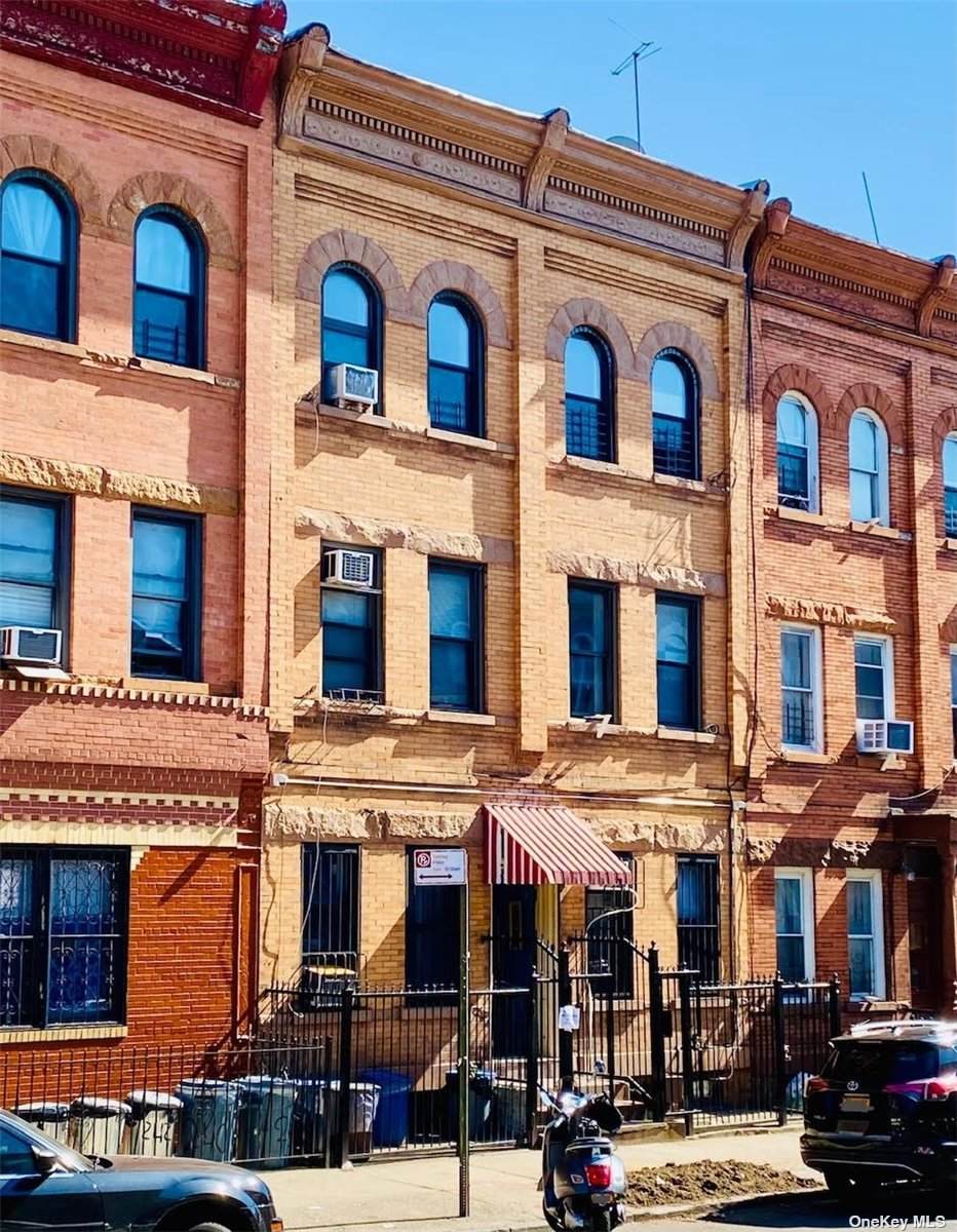 238 Stanhope Street - Photo 1