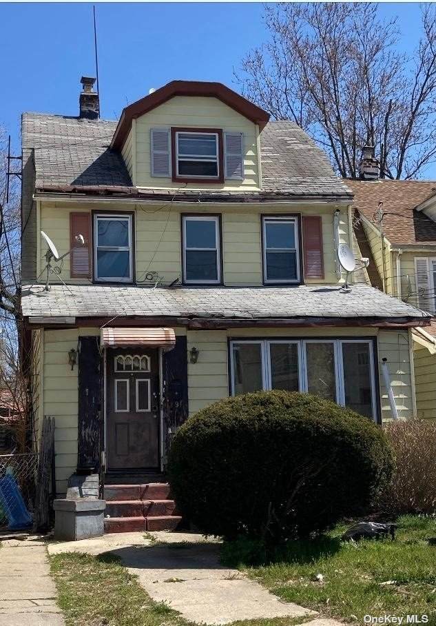 113-19 Colfax Street - Photo 1