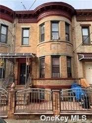 218 34 Street - Photo 1