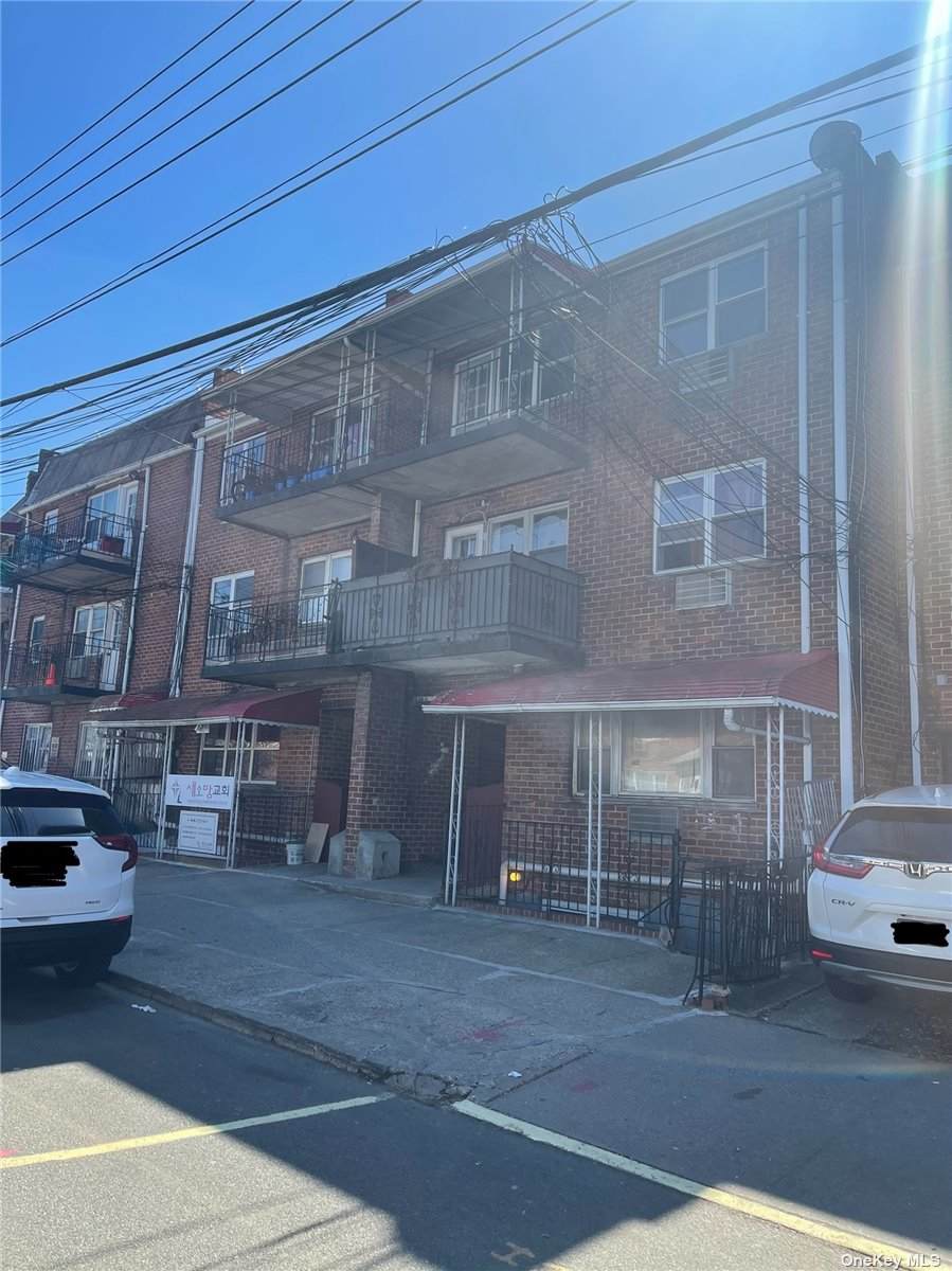 148-04/ 06/08 35Ave - Photo 1