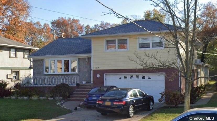 1157 Dutch Broadway - Photo 1