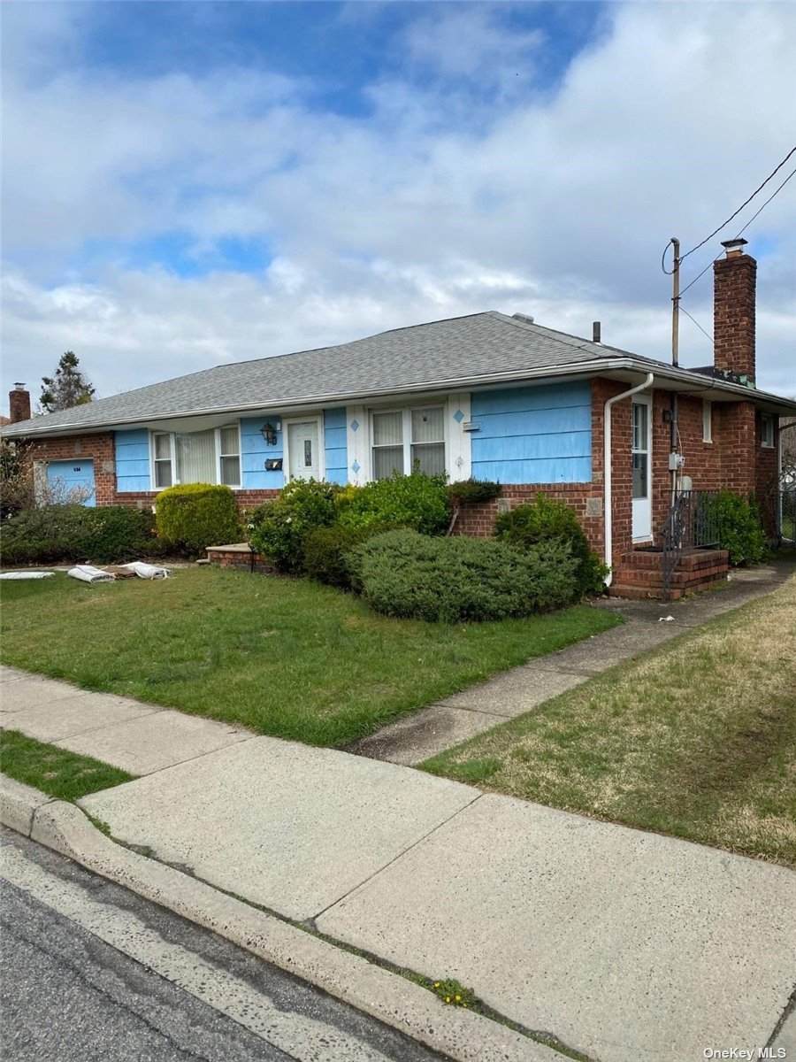 324 Roquette Ave - Photo 1