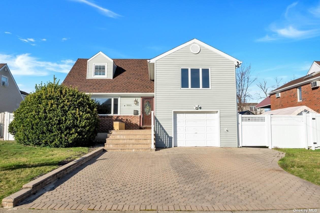3525 Woodward Street - Photo 1