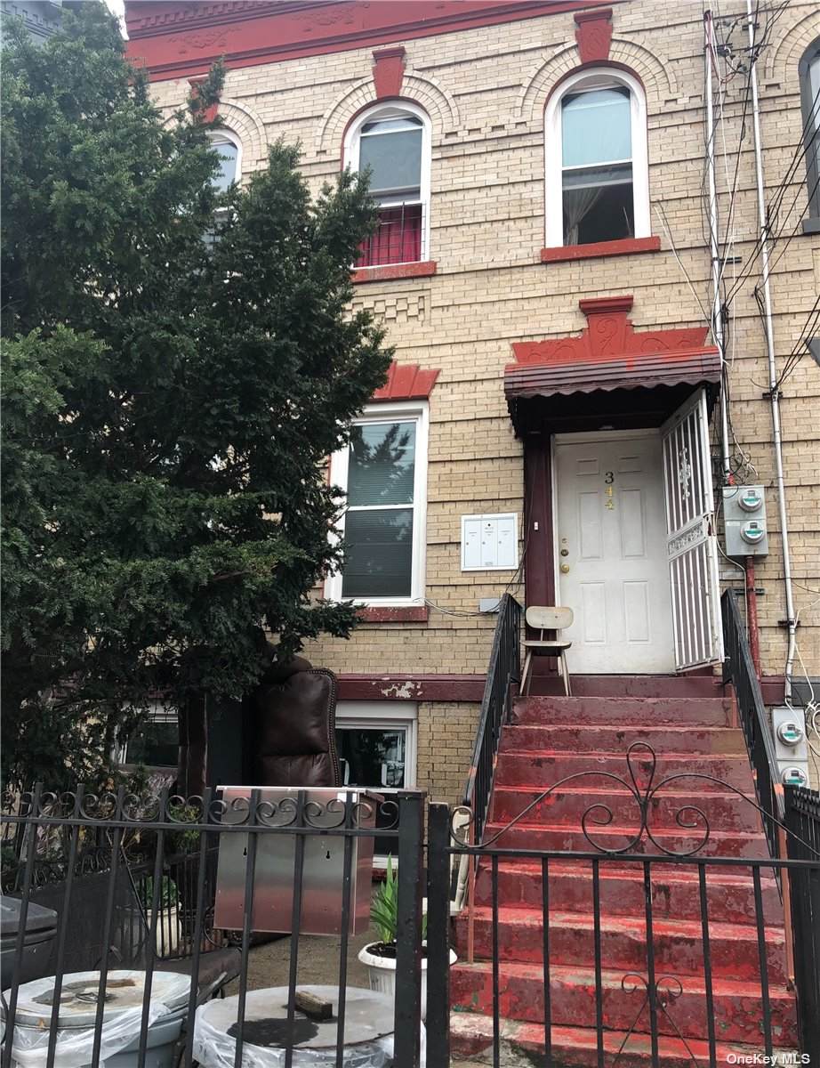 344 Montauk Avenue - Photo 1