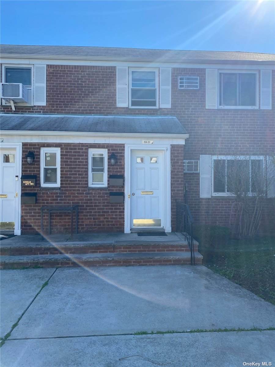 254-51 75 Avenue - Photo 1