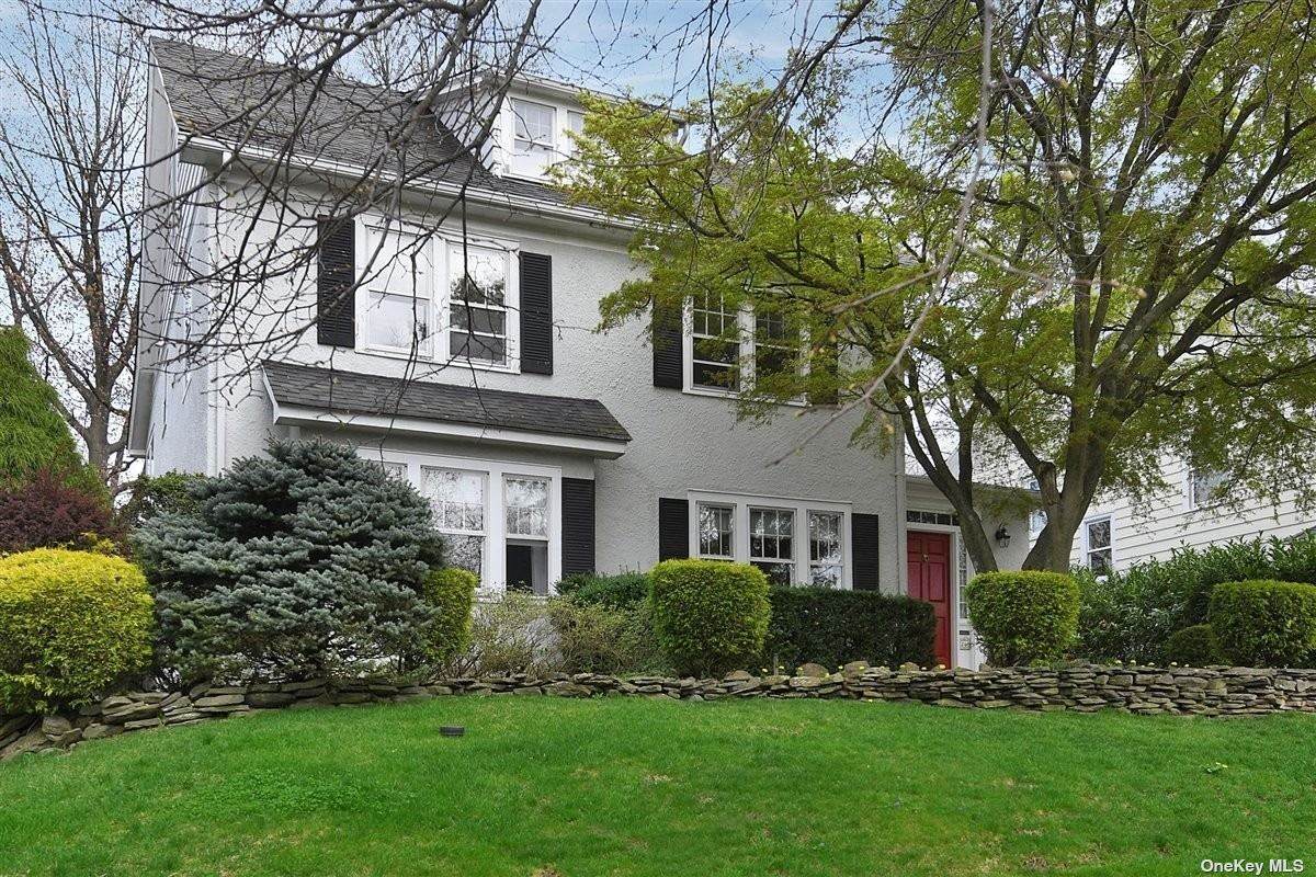 26 Hillcrest Avenue - Photo 1