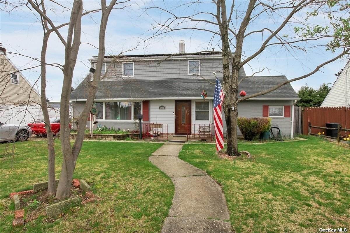 2481 6th Street - Photo 1