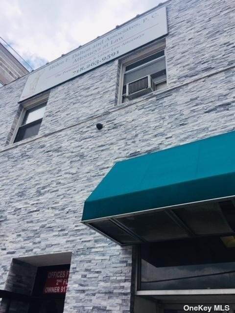 69-12 Austin Street - Photo 1