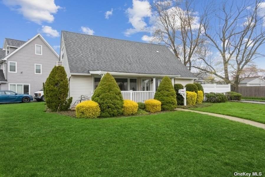 2435 Putnam Drive - Photo 1