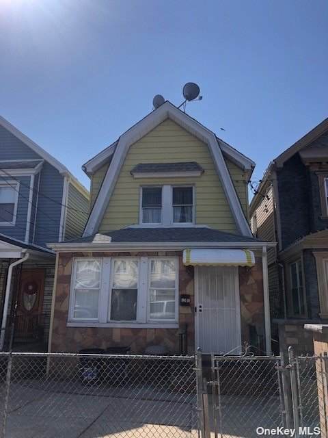 104-40 92nd Avenue - Photo 1