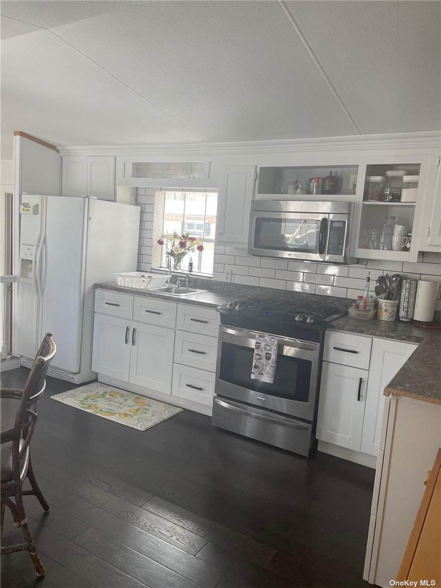 32 Bluebird Pl - Photo 1