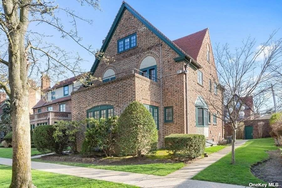 5 Whitson Street - Photo 1