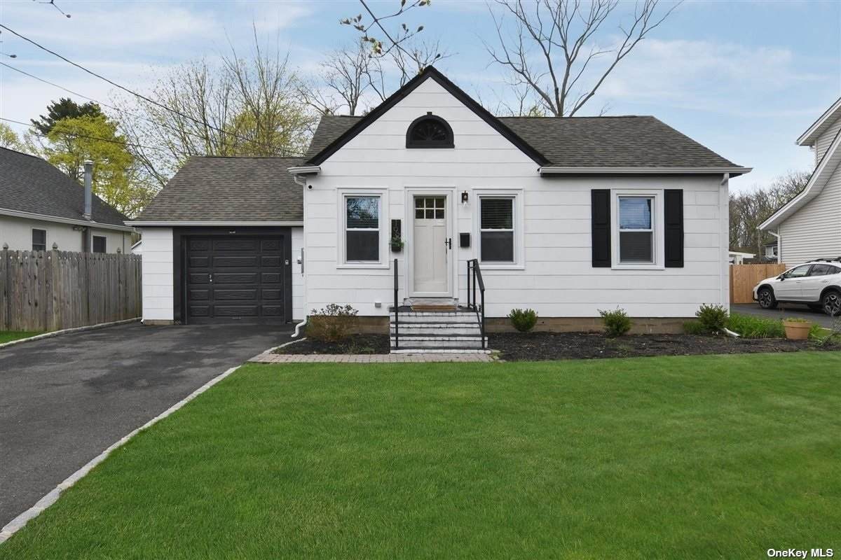191 Maple Avenue - Photo 1