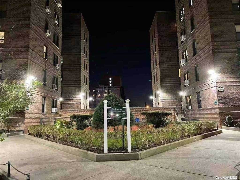 43-34 Union Street - Photo 1
