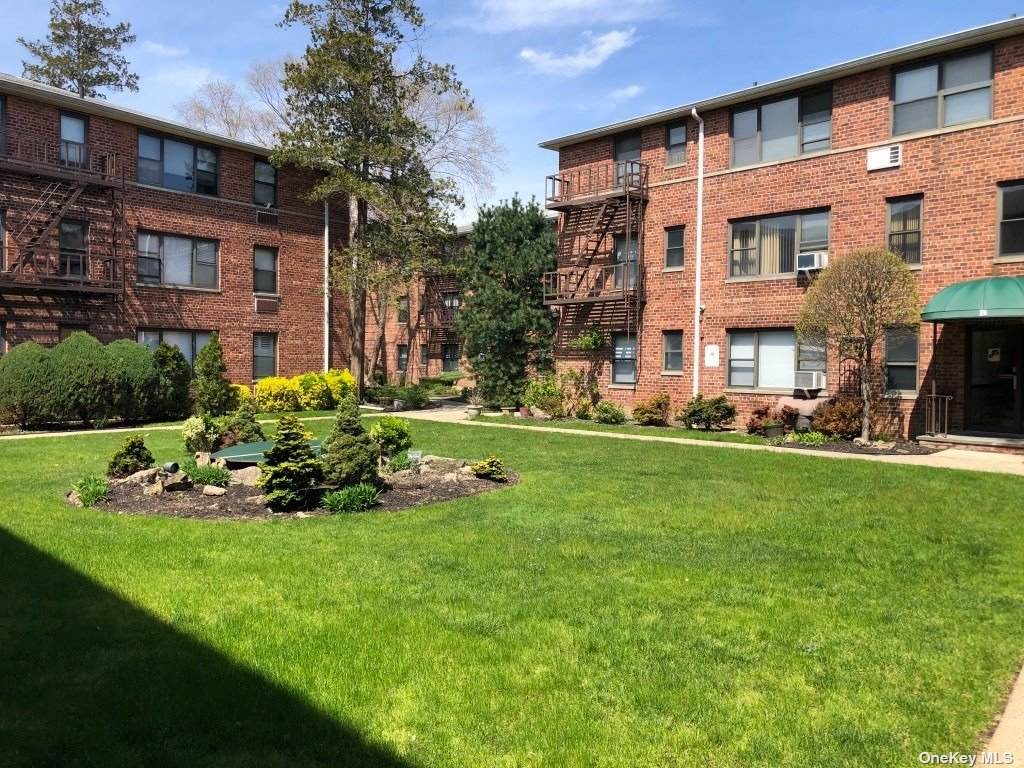 320 Atlantic Avenue - Photo 1