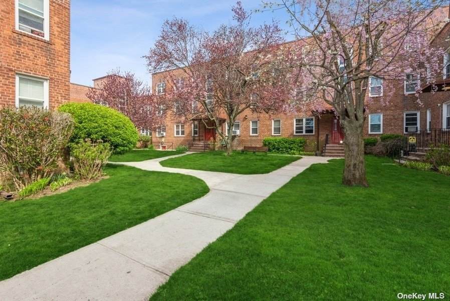 275 Maple Avenue - Photo 1