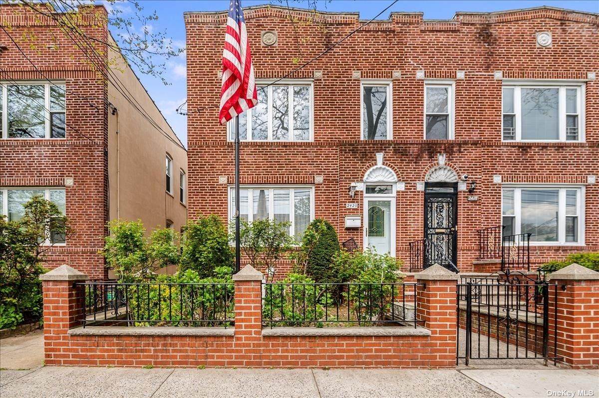 24-20 24th Street - Photo 1