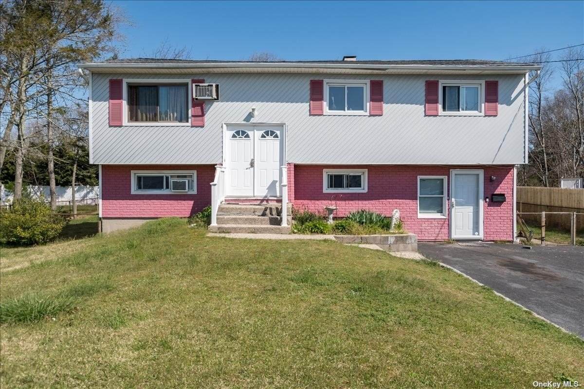 497 Hawkins Road - Photo 1
