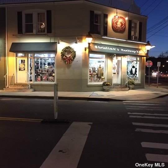 98 Main Street - Photo 1