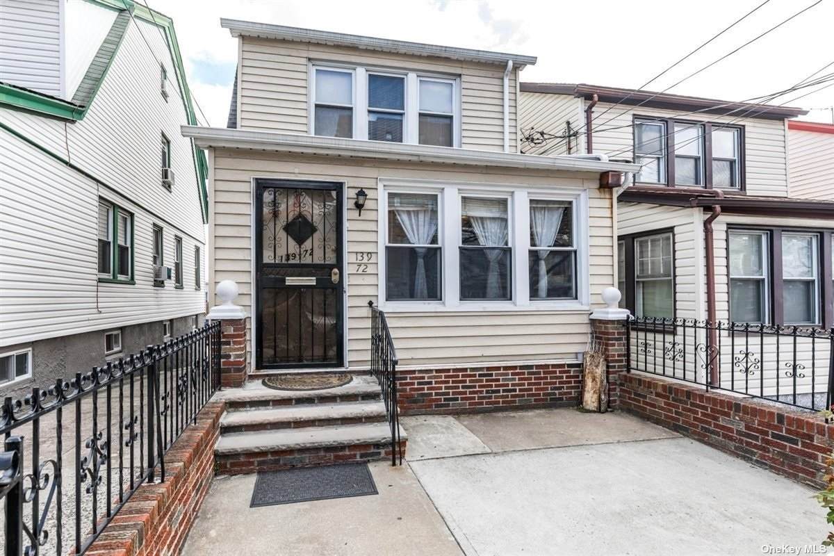 139-72 86th Avenue - Photo 1