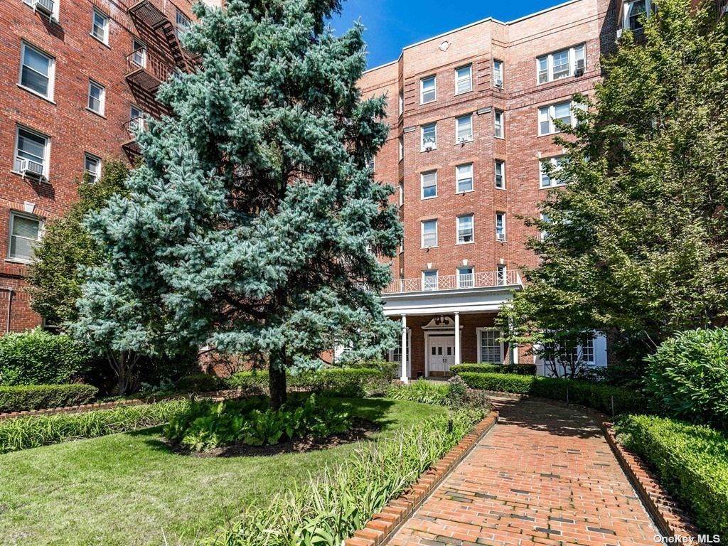 84-49 168th Street - Photo 1