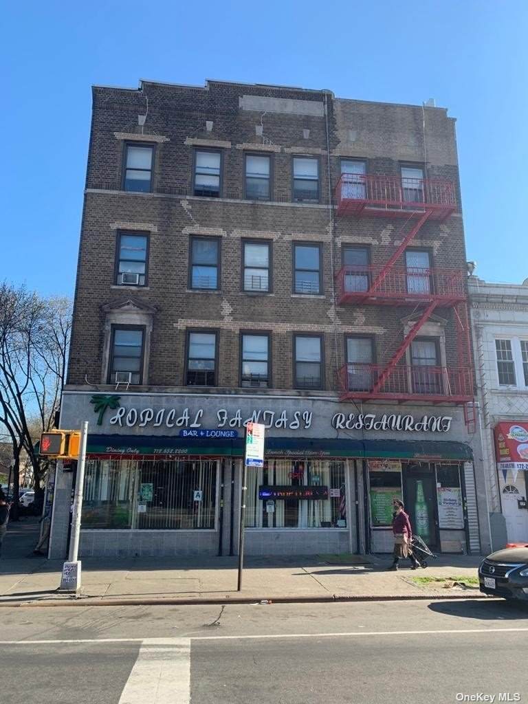 172-32 Jamaica Avenue - Photo 1