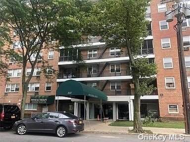 833 Central - Photo 1
