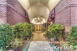 123-25 82 Avenue - Photo 1
