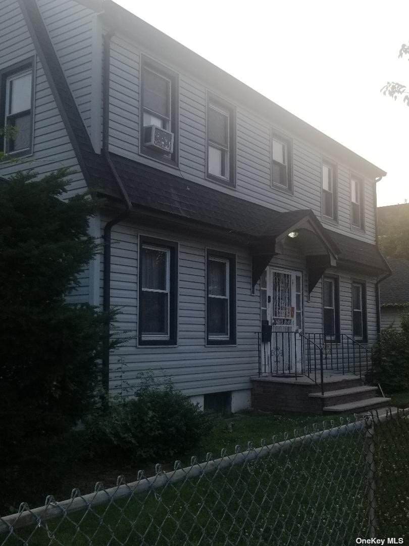 118-50 190th Street - Photo 1