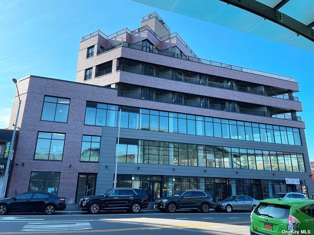 74-10 Broadway - Photo 1