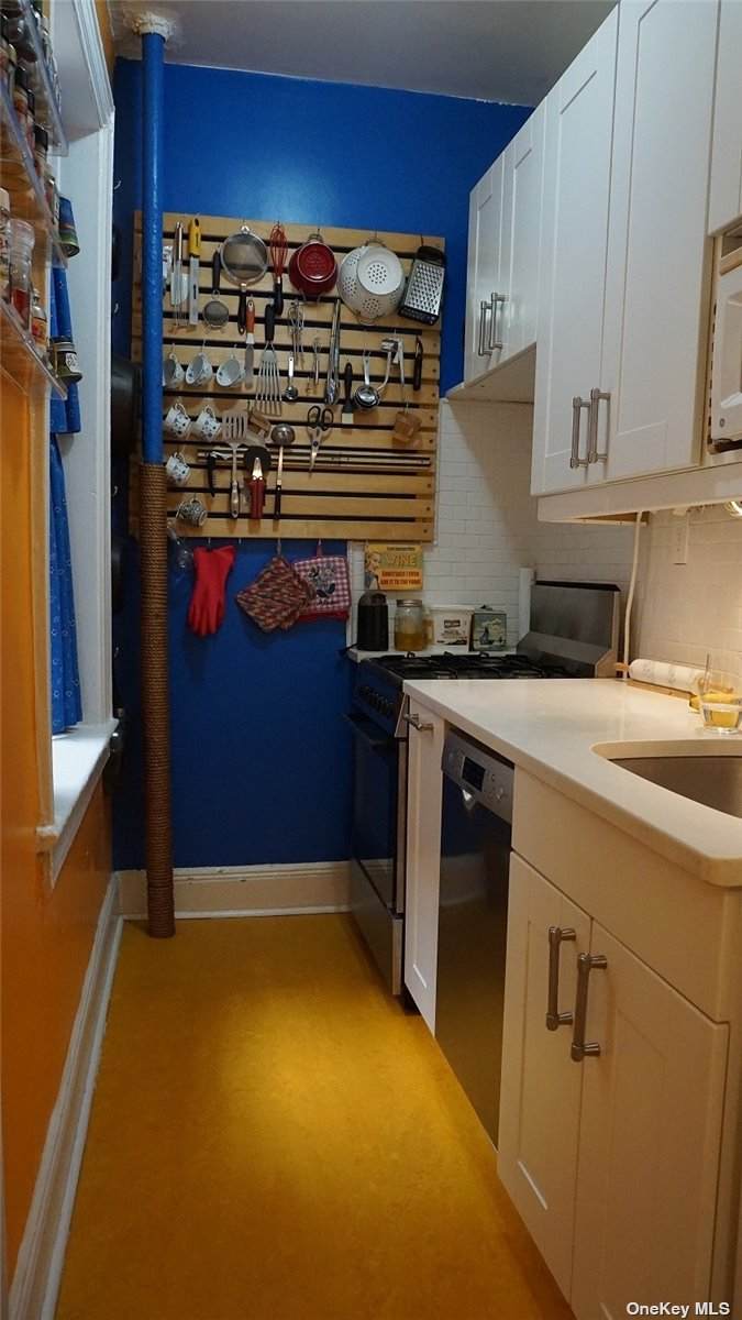 82-06 34th Avenue - Photo 1