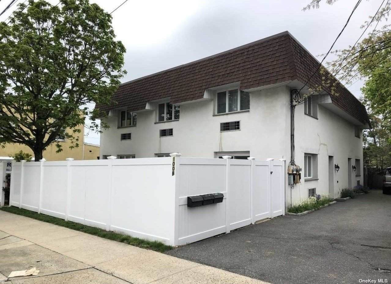 100B Haven Avenue - Photo 1