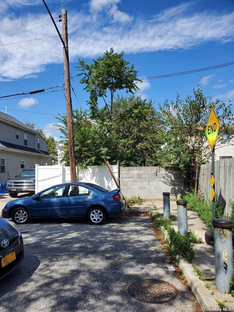 179-11 146th Road - Photo 1
