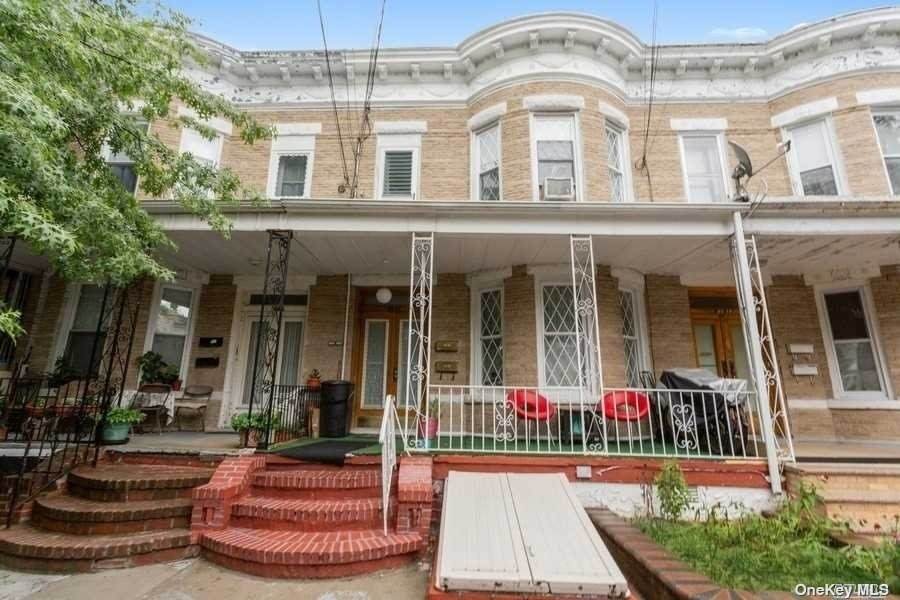 85-37 89 Street - Photo 1