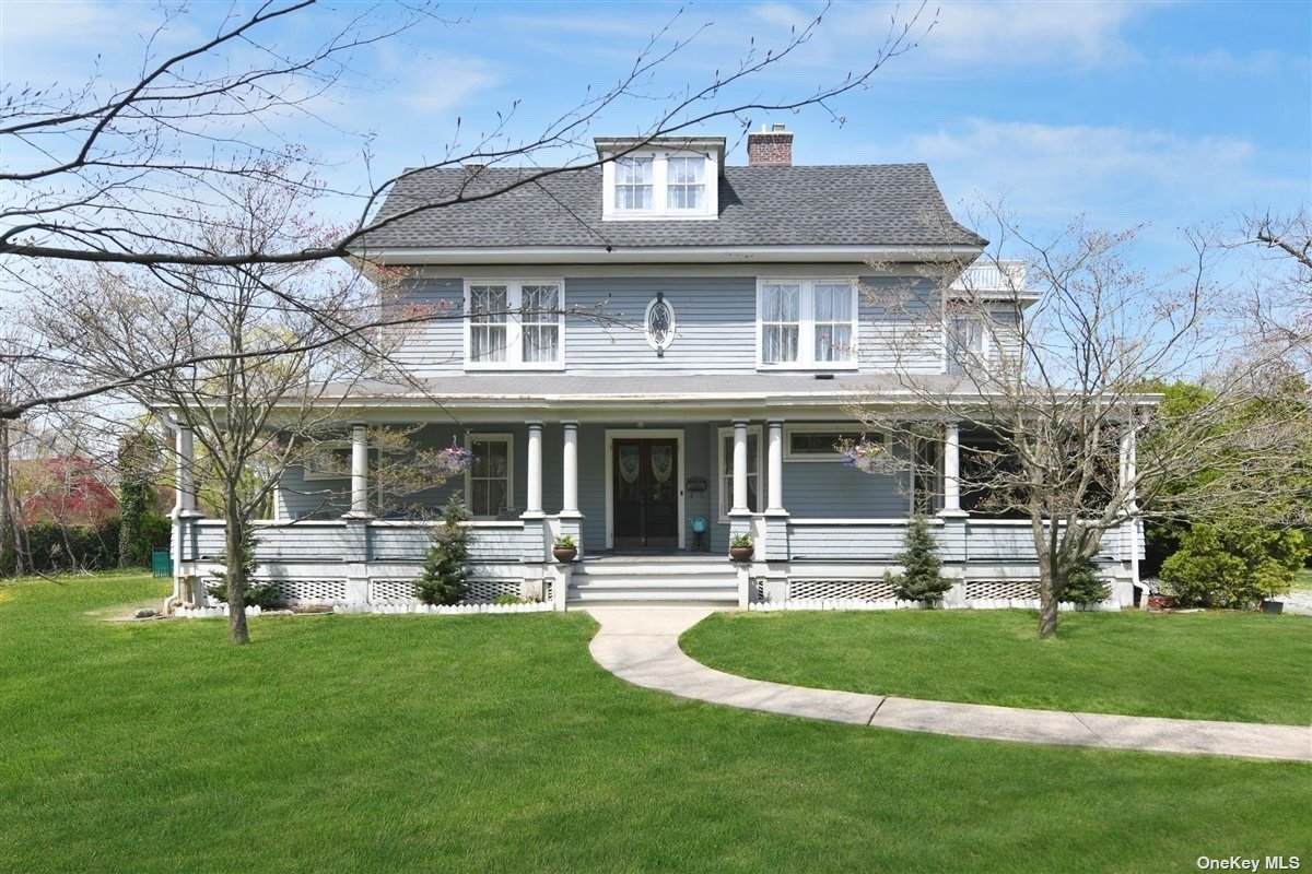 170 Bayview Avenue - Photo 1