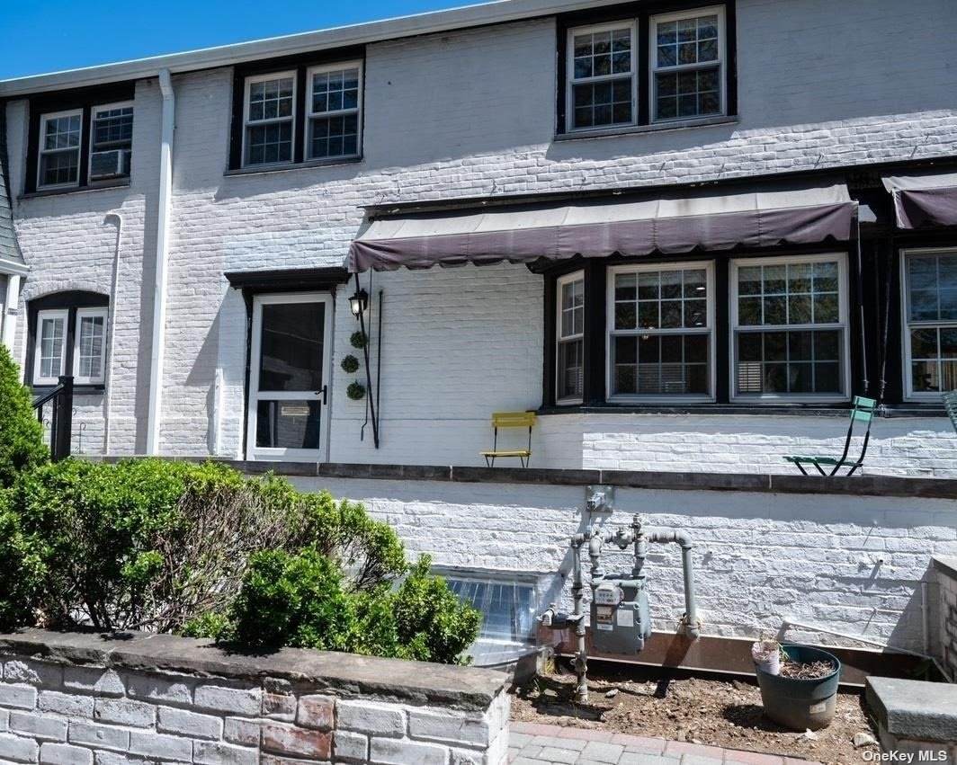 19 Barstow Road - Photo 1