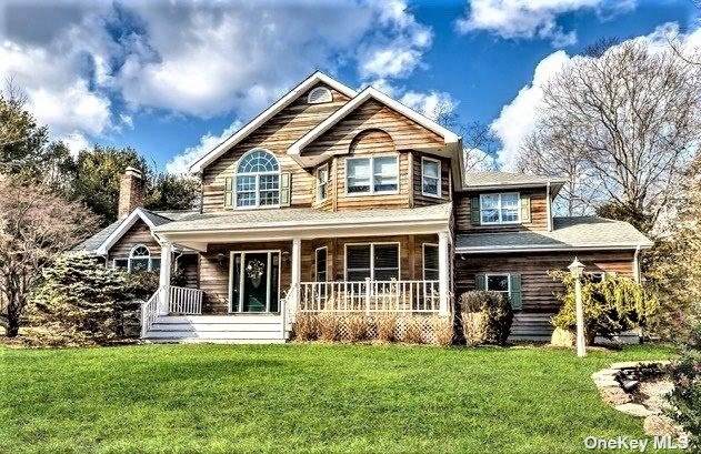 21 Eastway Drive - Photo 1