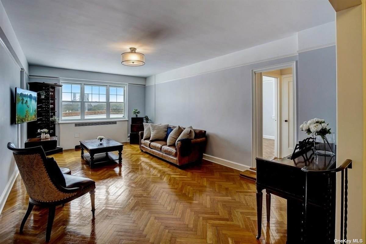 200 Cabrini Boulevard - Photo 1