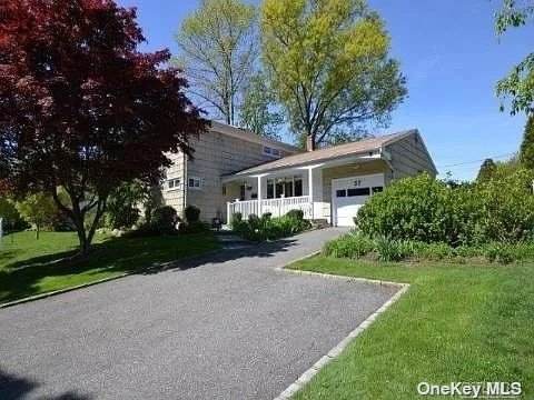 57 Moss Lane - Photo 1