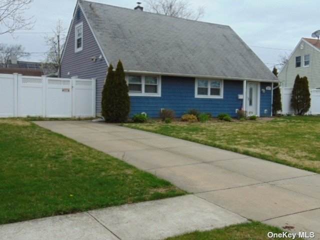 2421 3rd Avenue - Photo 1