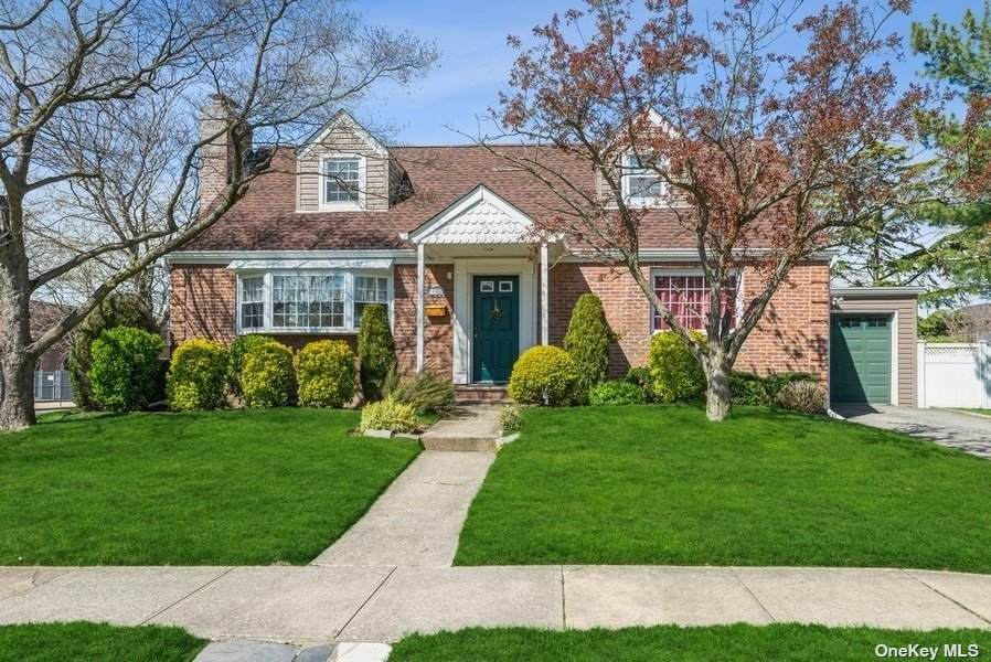 50 Hendrickson Avenue - Photo 1