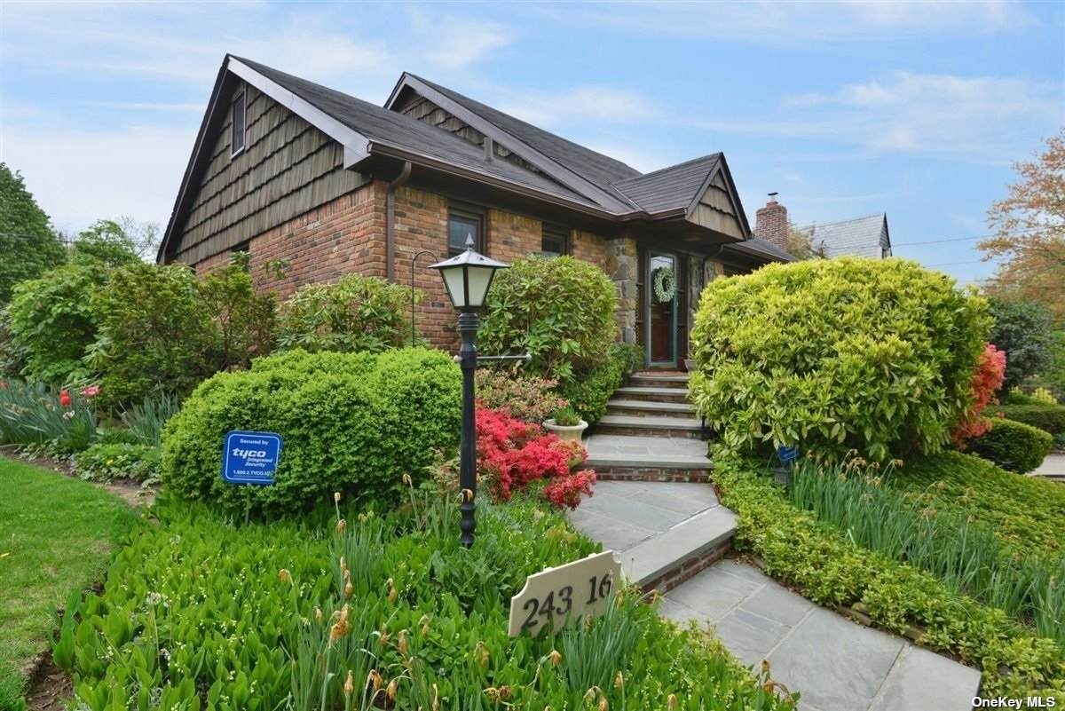 243-16 Thornhill Avenue - Photo 1