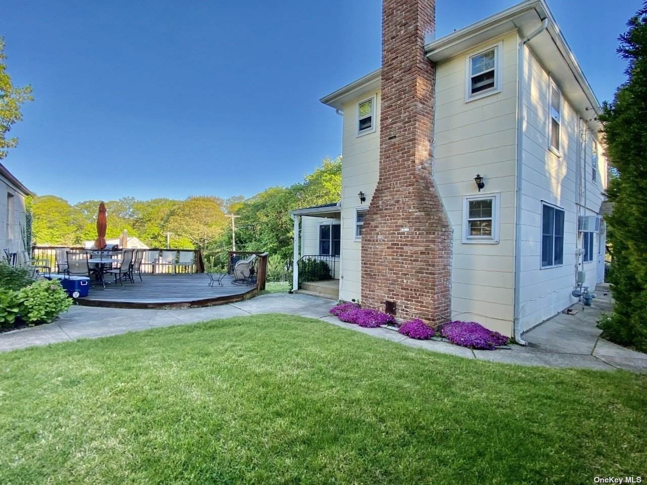 17 14th Street - Photo 1