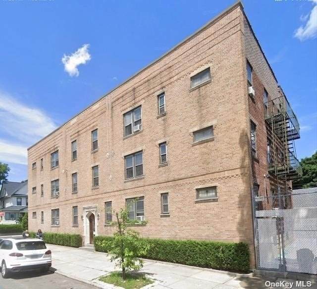 8531 Woodhaven Boulevard - Photo 1
