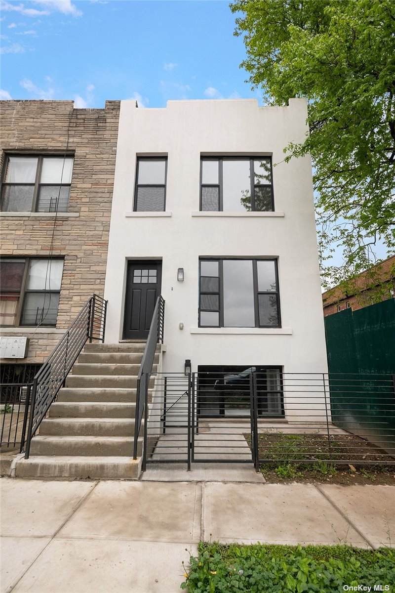 157 Lott Street - Photo 1